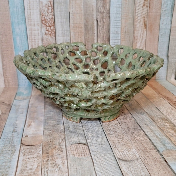 n/a Other - Earthy Round Decorative Lattice Bowl Green